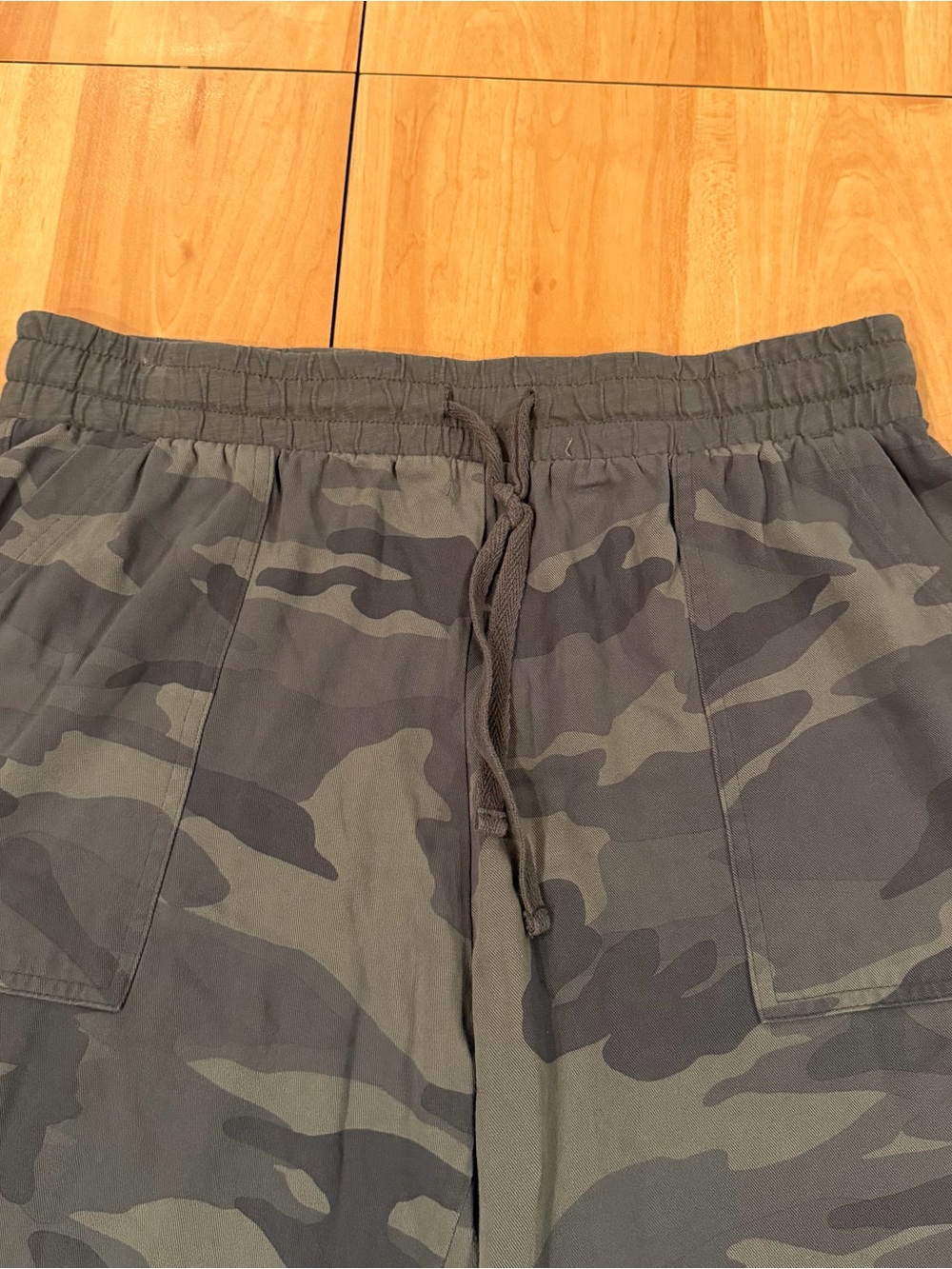 Splendid Camo Utility Jogger Pants Drawstring M - Picture 4 of 7